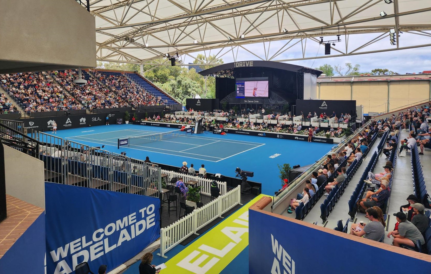 Adelaide International serves up recordsmashing start to tournament